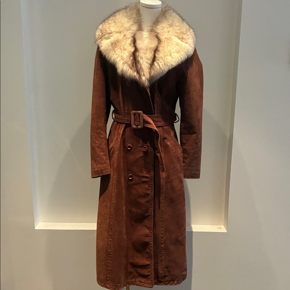 Simpsons Jackets & Blazers - ICONIC true vintage Brown suede and Fur Collar Women's trench